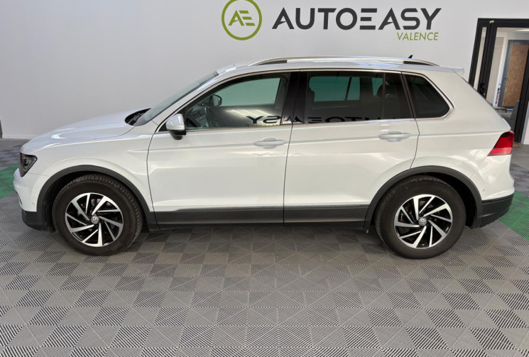 Volkswagen Tiguan CONNECT 2.0 TDI 150 ATTELAGE AMMOVIBLE FULL ENTRETIEN VW