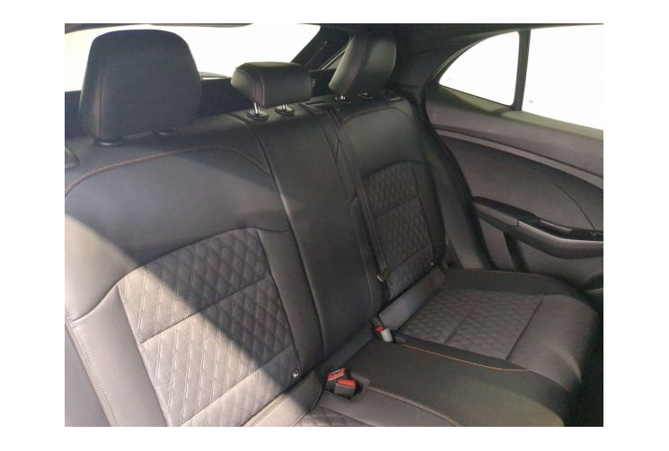 Mg MG3 Luxury 1.5 L Hybrid+ 195 ch Pebble Black