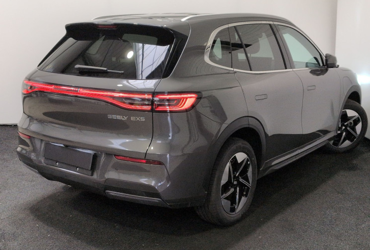 Geely E5 Pro (EX5) 217ch 60.22kWh Frost Grey