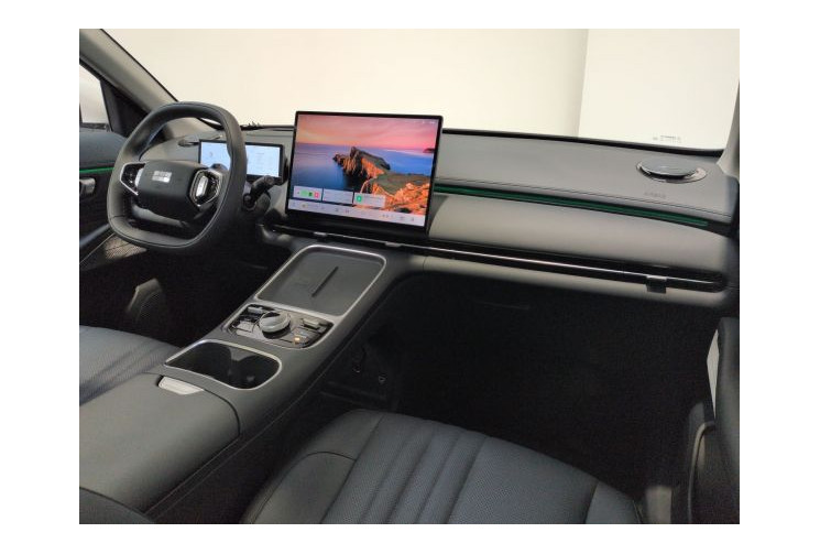 Geely STARRAY Max EM-i 99+217ch Alpine White