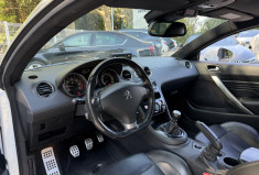 Peugeot RCZ 2.0 HDI 163 / 2ème Main / Distribution OK / Cuir / GPS 