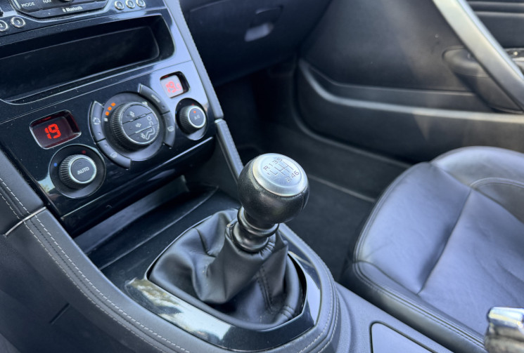 Peugeot RCZ 2.0 HDI 163 / 2ème Main / Distribution OK / Cuir / GPS 