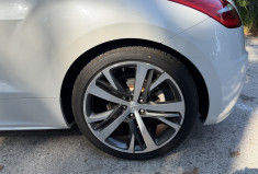 Peugeot RCZ 2.0 HDI 163 / 2ème Main / Distribution OK / Cuir / GPS 