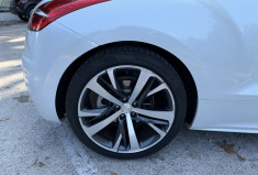 Peugeot RCZ 2.0 HDI 163 / 2ème Main / Distribution OK / Cuir / GPS 