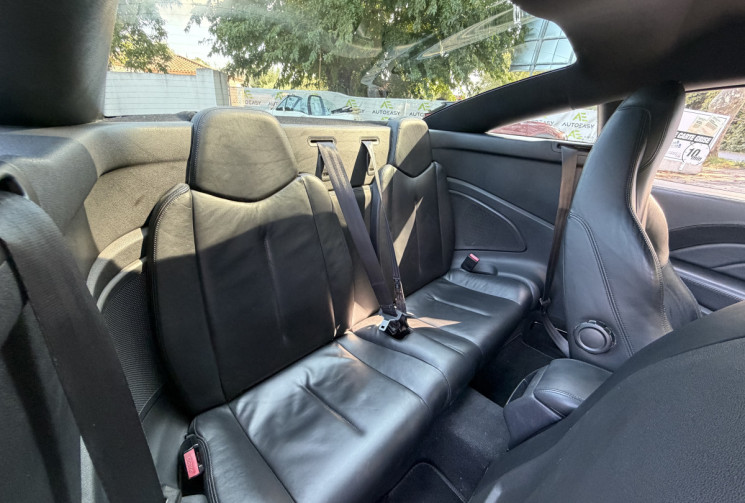Peugeot RCZ 2.0 HDI 163 / 2ème Main / Distribution OK / Cuir / GPS 