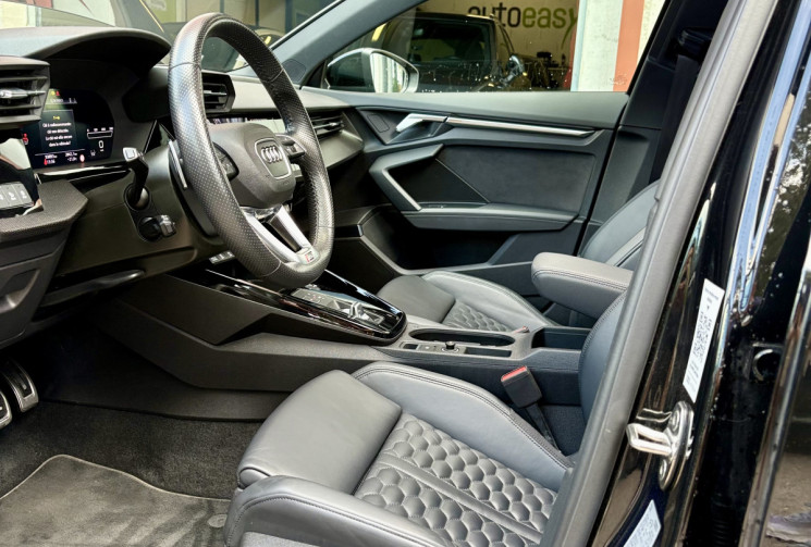 Audi RS3 SPORTBACK 2.5 TFSI 400ch 8Y Française / 1e main / Suivi complet/très équipée/Full Black 