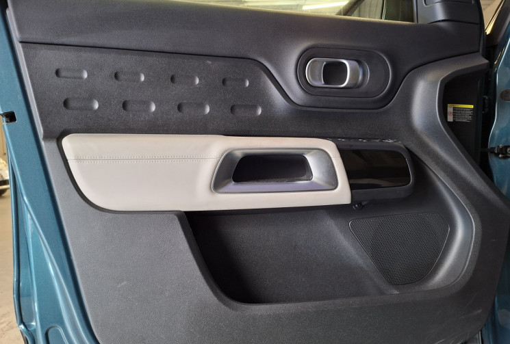 Citroën C5 Aircross 1.6 225 SHINE PACK PHEV S&S EAT8 / TOIT OUVRANT / ENTRETIENS A JOUR