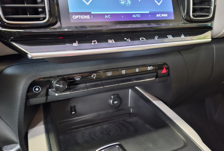 Citroën C5 Aircross 1.6 225 SHINE PACK PHEV S&S EAT8 / TOIT OUVRANT / ENTRETIENS A JOUR