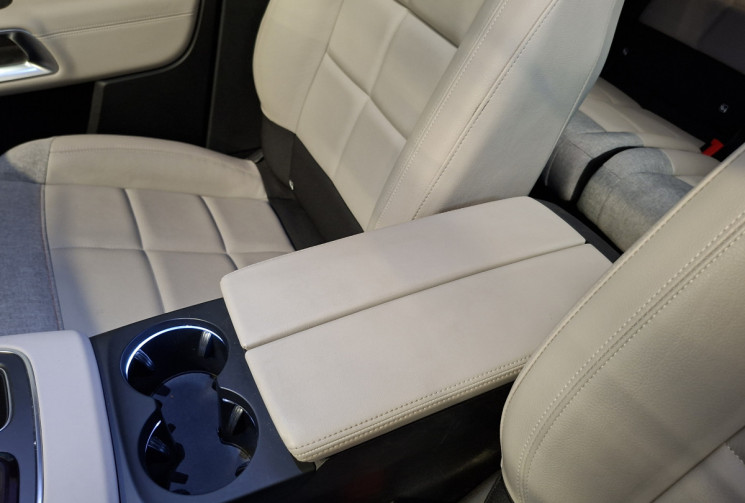 Citroën C5 Aircross 1.6 225 SHINE PACK PHEV S&S EAT8 / TOIT OUVRANT / ENTRETIENS A JOUR