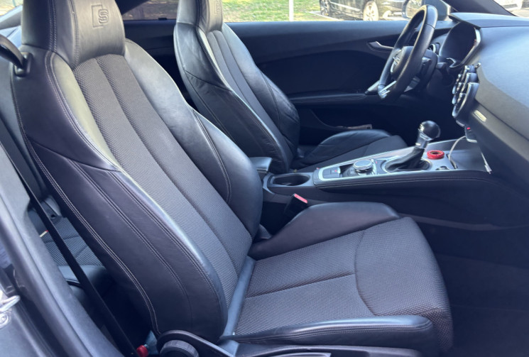 Audi TT S line 230 ch 