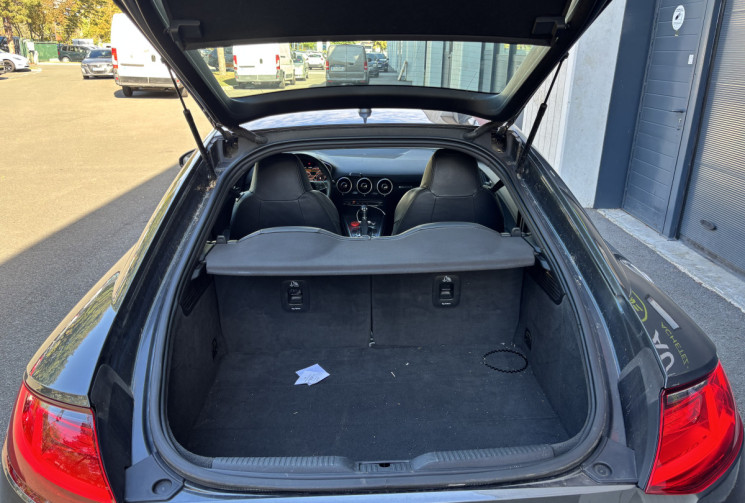 Audi TT S line 230 ch 