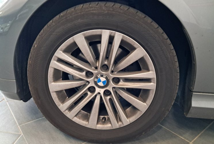 BMW SERIE 3 TOURING E91 PHASE2 318iA 143 Luxe - SUIVI ENTRETIEN - 