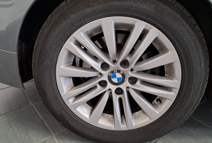BMW SERIE 3 TOURING E91 PHASE2 318iA 143 Luxe - SUIVI ENTRETIEN - 