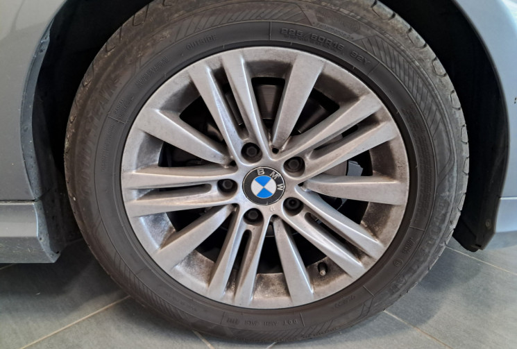 BMW SERIE 3 TOURING E91 PHASE2 318iA 143 Luxe - SUIVI ENTRETIEN - 