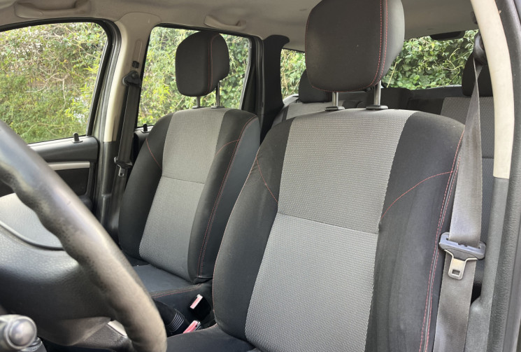 Dacia Duster 1.5 dCi 110 ch FAP Lauréate 4X2