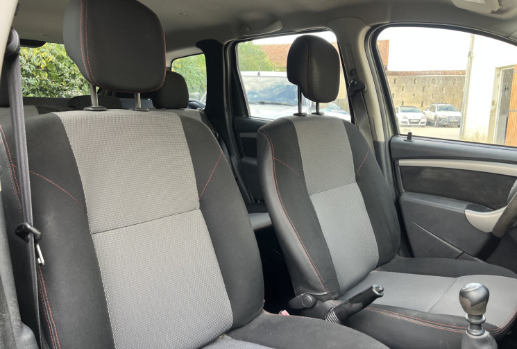 Dacia Duster 1.5 dCi 110 ch FAP Lauréate 4X2