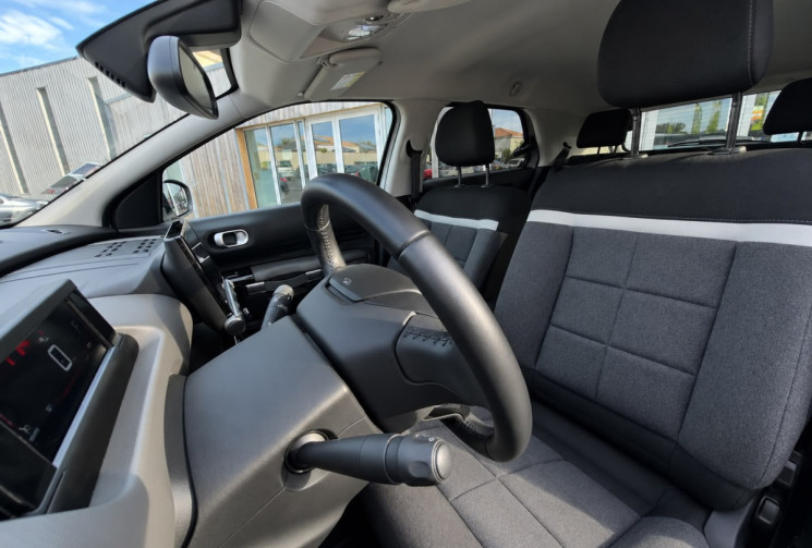 Citroën C4 CACTUS Phase 2 1.2 THP 1EAT6 131 SHINE / ENTRETIEN FULL CONSTRUCTEUR / GARANTIE 12 MOIS