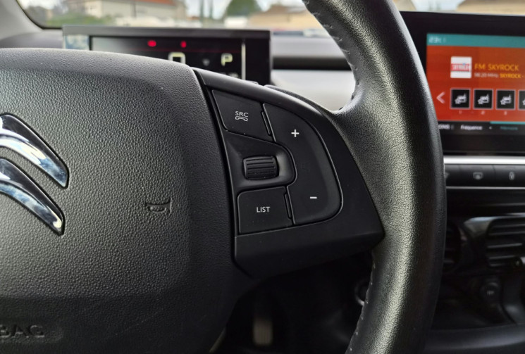 Citroën C4 CACTUS Phase 2 1.2 THP 1EAT6 131 SHINE / ENTRETIEN FULL CONSTRUCTEUR / GARANTIE 12 MOIS