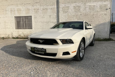 Ford MUSTANG V 3.7 V6 BVA 310 cv / HOMOLOGUEE FRANCE / TRES FAIBLE KILOMETRAGE