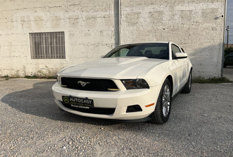 Ford MUSTANG V 3.7 V6 BVA 310 cv / HOMOLOGUEE FRANCE / TRES FAIBLE KILOMETRAGE