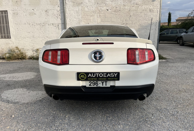 Ford MUSTANG V 3.7 V6 BVA 310 cv / HOMOLOGUEE FRANCE / TRES FAIBLE KILOMETRAGE