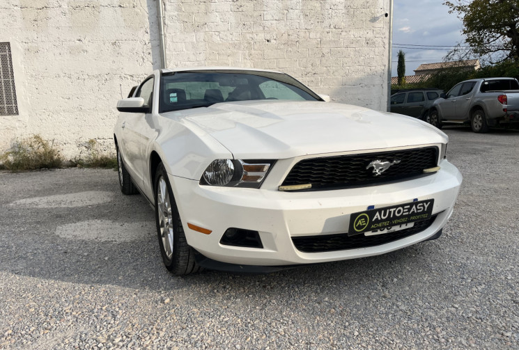 Ford MUSTANG V 3.7 V6 BVA 310 cv / HOMOLOGUEE FRANCE / TRES FAIBLE KILOMETRAGE
