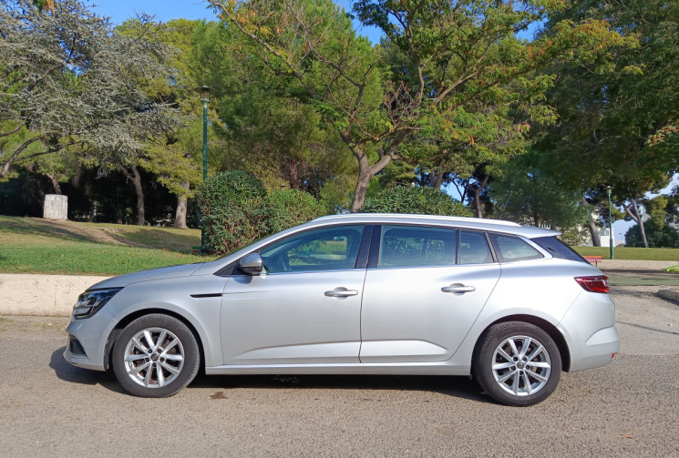 Renault Megane Estate IV 1.2 TCe 100 ch ZEN - Radars - Camera - Suivi Complet Renault et à jour.