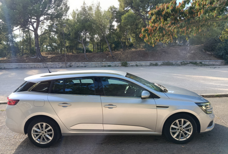 Renault Megane Estate IV 1.2 TCe 100 ch ZEN - Radars - Camera - Suivi Complet Renault et à jour.