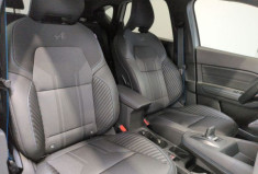 Renault CAPTUR II esprit Alpine E-Tech full hybrid 160 ch Blanc Nacré / Toit Noir