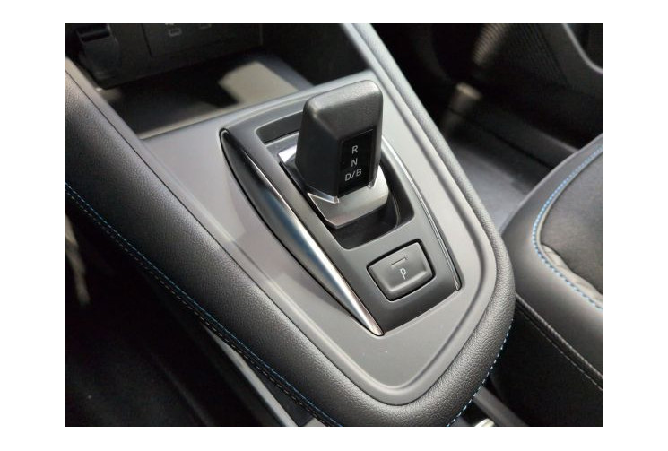 Renault CAPTUR II esprit Alpine E-Tech full hybrid 160 ch Blanc Nacré / Toit Noir