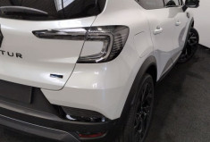 Renault CAPTUR II esprit Alpine E-Tech full hybrid 160 ch Blanc Nacré / Toit Noir