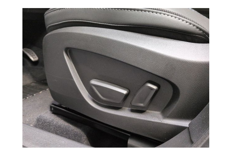 Renault CAPTUR II esprit Alpine E-Tech full hybrid 160 ch Blanc Nacré / Toit Noir