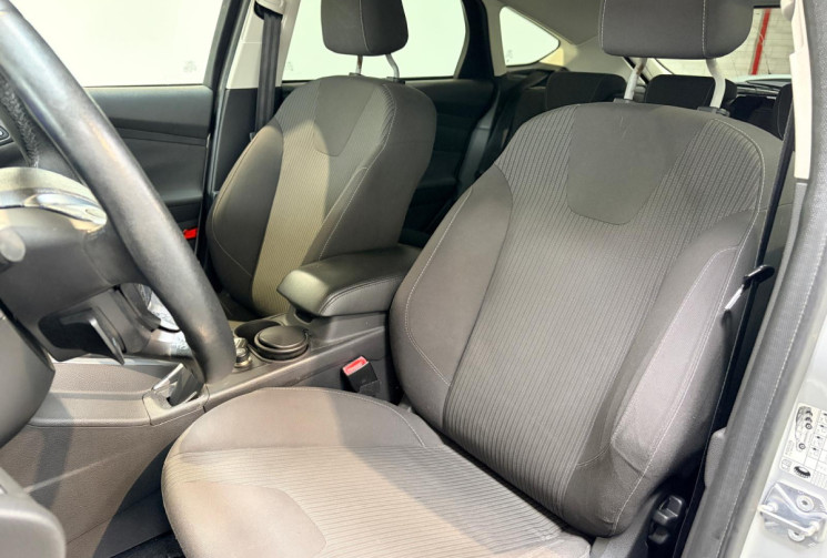 Ford Focus 1.6 TDCi-TITANIUM-115cv