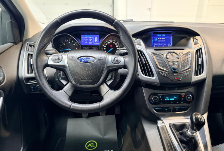 Ford Focus 1.6 TDCi-TITANIUM-115cv