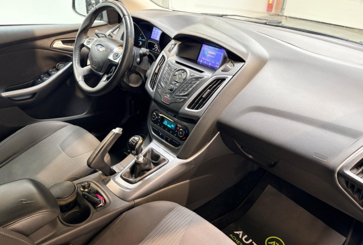 Ford Focus 1.6 TDCi-TITANIUM-115cv