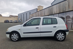 Renault Clio  II 5 Portes 1.2 i 60 / BON ETAT / ENTRETIEN COMPLET