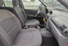 Renault Clio  II 5 Portes 1.2 i 60 / BON ETAT / ENTRETIEN COMPLET