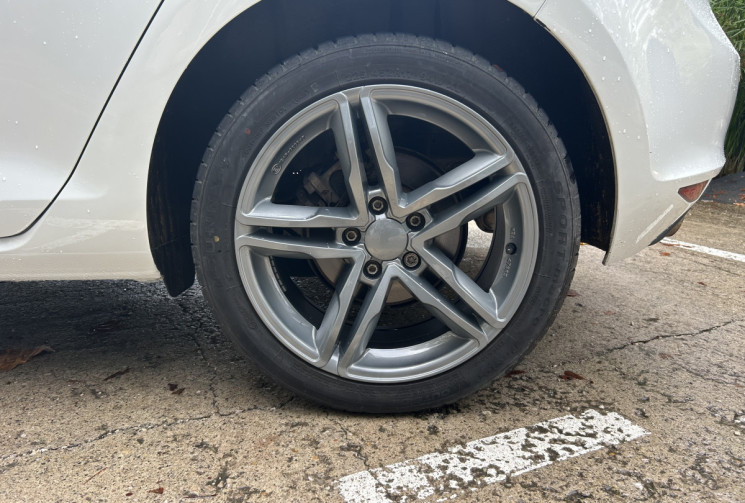 Volkswagen Golf VII TSI 110CV PACK LOUNGE / CT OK / REVISION A JOUR 