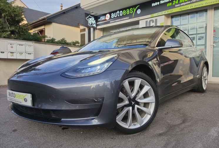 Tesla Model 3  Standard Range Plus 325 cv Boîte auto