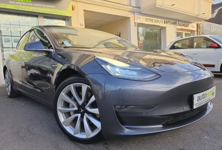 Tesla Model 3  Standard Range Plus 325 cv Boîte auto