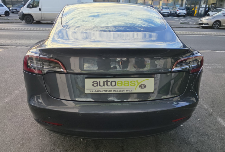 Tesla Model 3  Standard Range Plus 325 cv Boîte auto