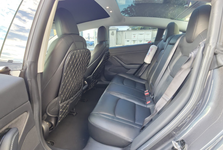 Tesla Model 3  Standard Range Plus 325 cv Boîte auto