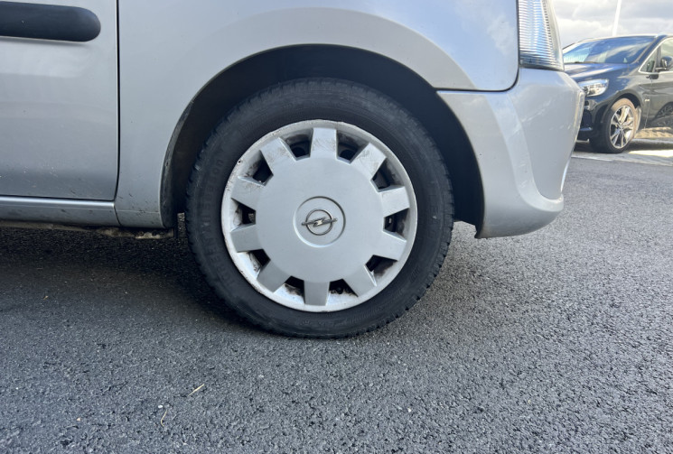Opel AGILA 1.2 i Twinport 80cv / CLIM