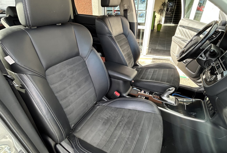 Mitsubishi OUTLANDER Intense Twin Motors 2.4 Hybride PHEV 224 cv 4 WD
