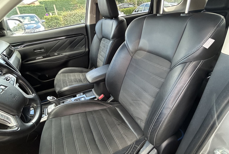 Mitsubishi OUTLANDER Intense Twin Motors 2.4 Hybride PHEV 224 cv 4 WD