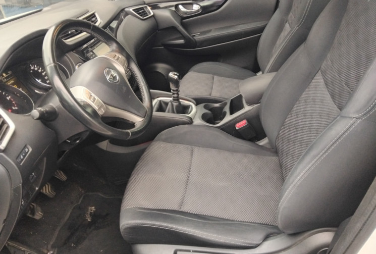 Nissan Qashqai  II 1.5 dCi  110 cv - Toit Panoramique - Suivi