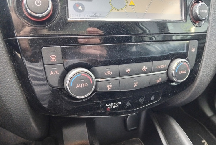 Nissan Qashqai  II 1.5 dCi  110 cv - Toit Panoramique - Suivi