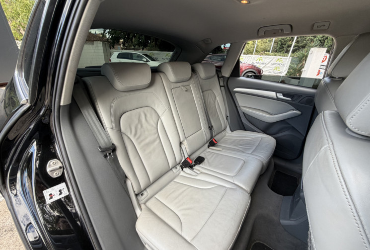 Audi Q5 2.0 TDI 190 Quattro Avus S-Tronic 7 / Distribution OK / Vidange Boite OK / Caméra 