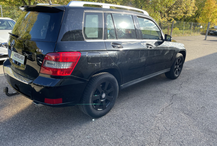 Mercedes CLASSE GLK 200 CDI BE 143 ch-Pack innovation-Sièges Chauffants-Attelage-Garantie 6 Mois 