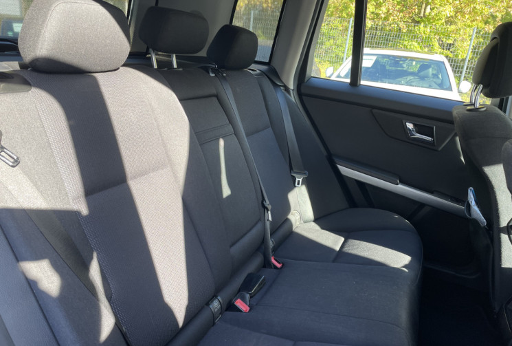 Mercedes CLASSE GLK 200 CDI BE 143 ch-Pack innovation-Sièges Chauffants-Attelage-Garantie 6 Mois 